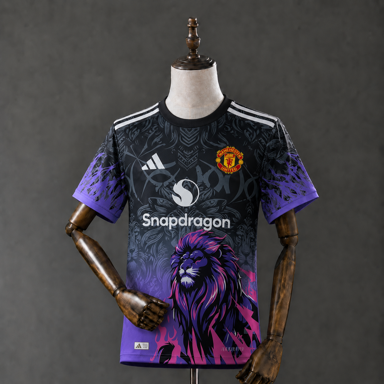 Manchester United Purple Lion – BaimanKits