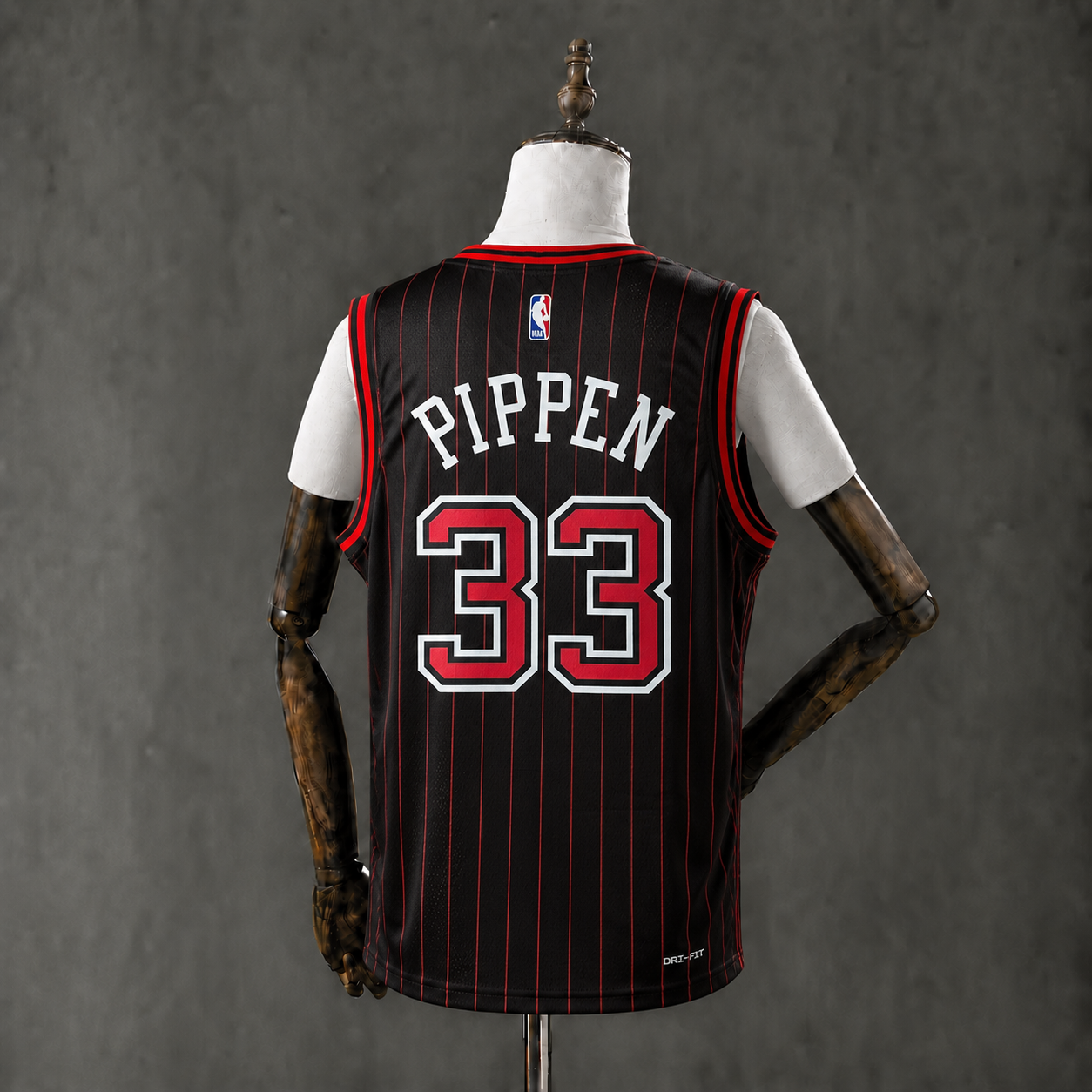 Chicago Bulls - Pippen 33
