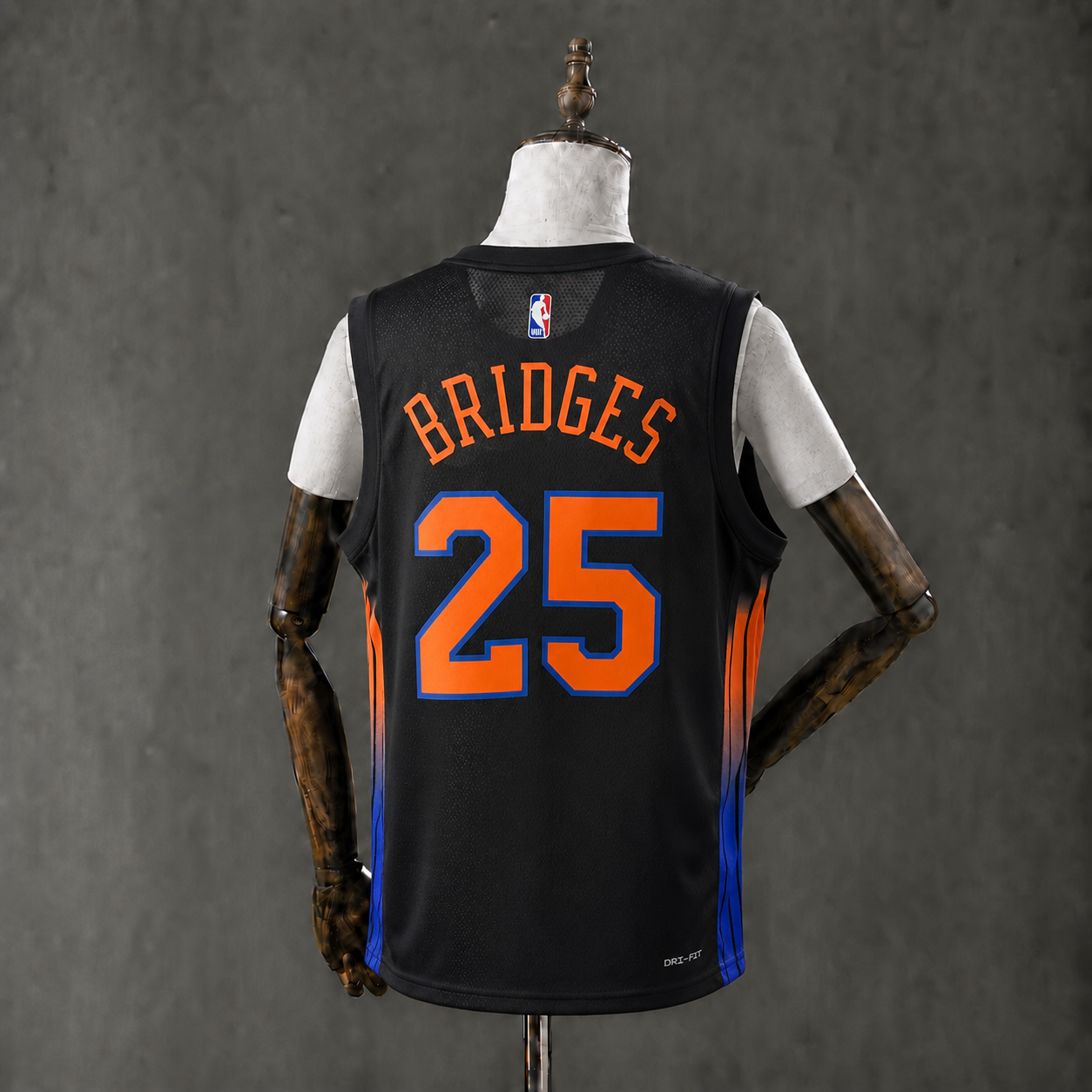 New York Knicks - Bridges 25