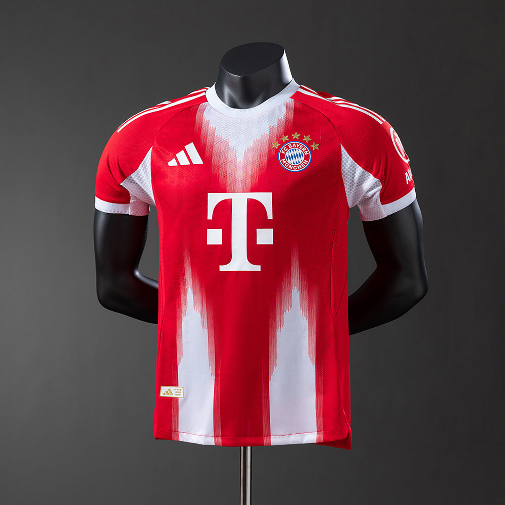 25/26 Player Version Bayern Munich Home
