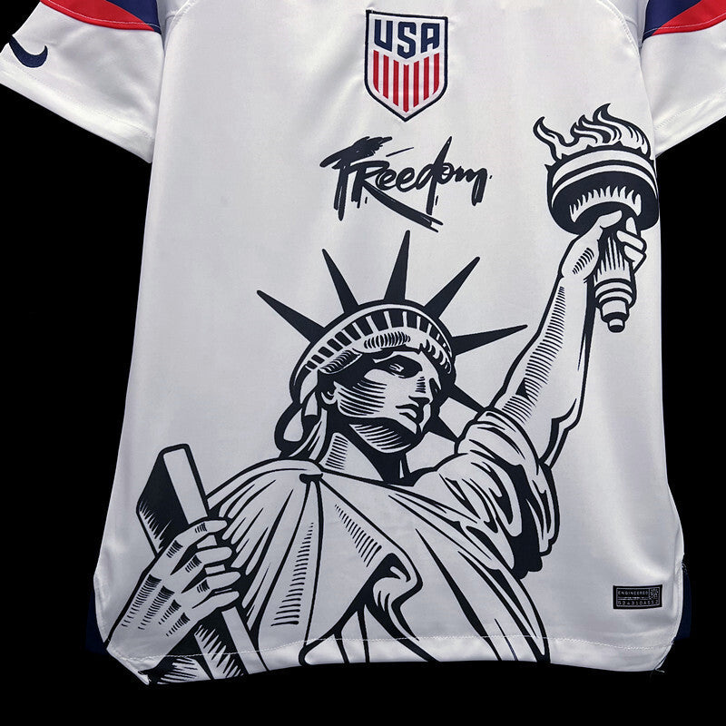 24/25 Statue of Liberty - Special Kit