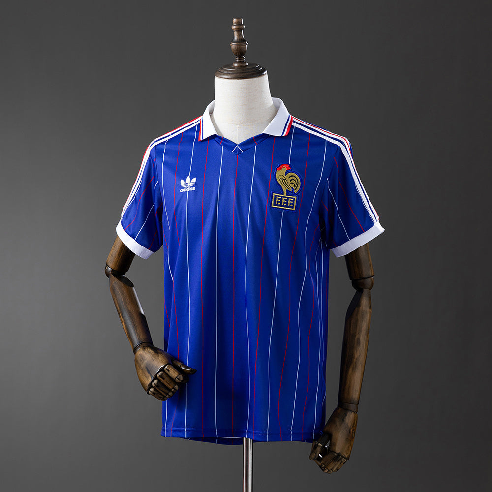 Retro France 1982 home