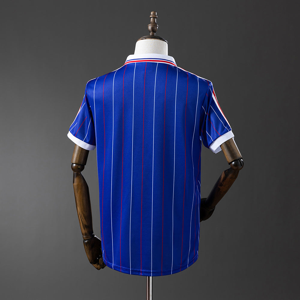 Retro France 1982 home