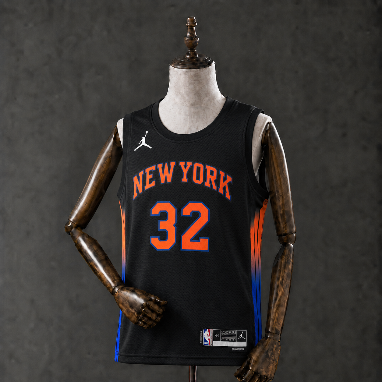 New York Knicks - Towns 32