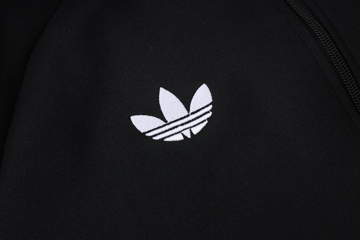 Juventus Originals - Full Zip Tracksuit