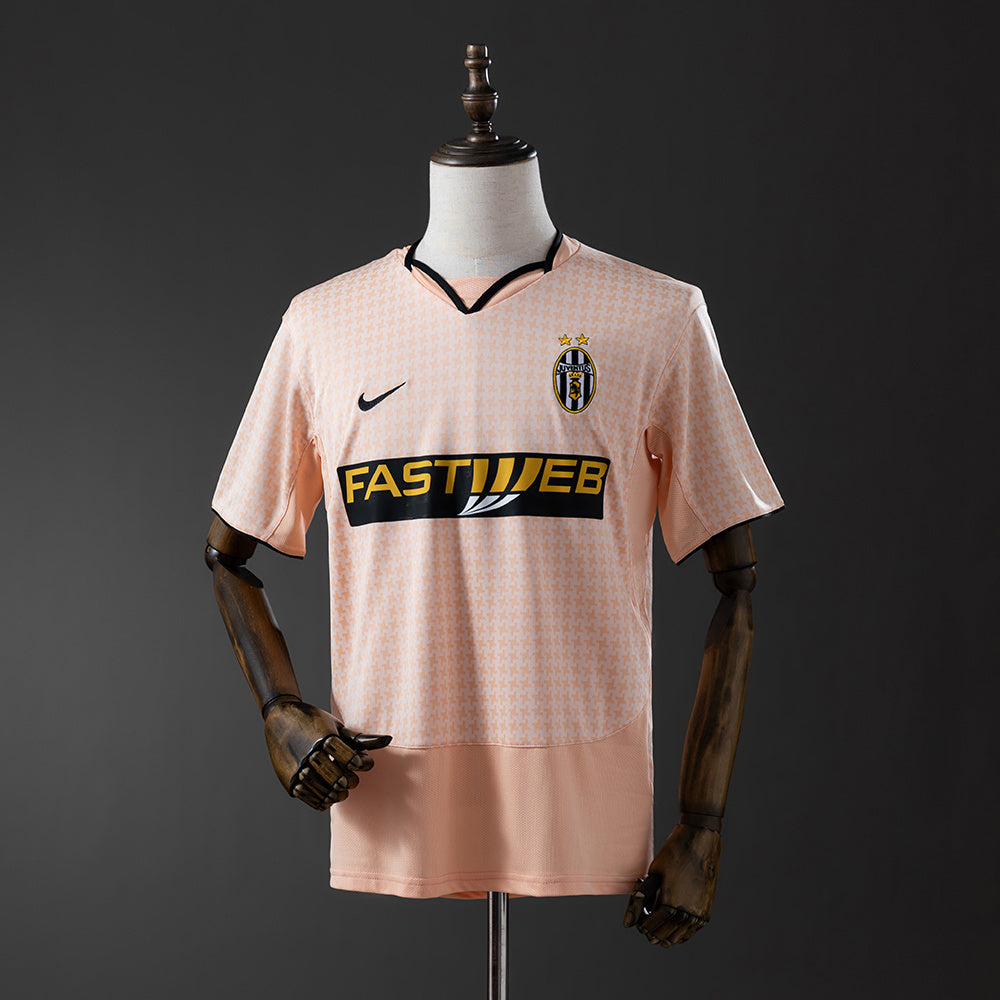 Juv 03/04 Third away Retro