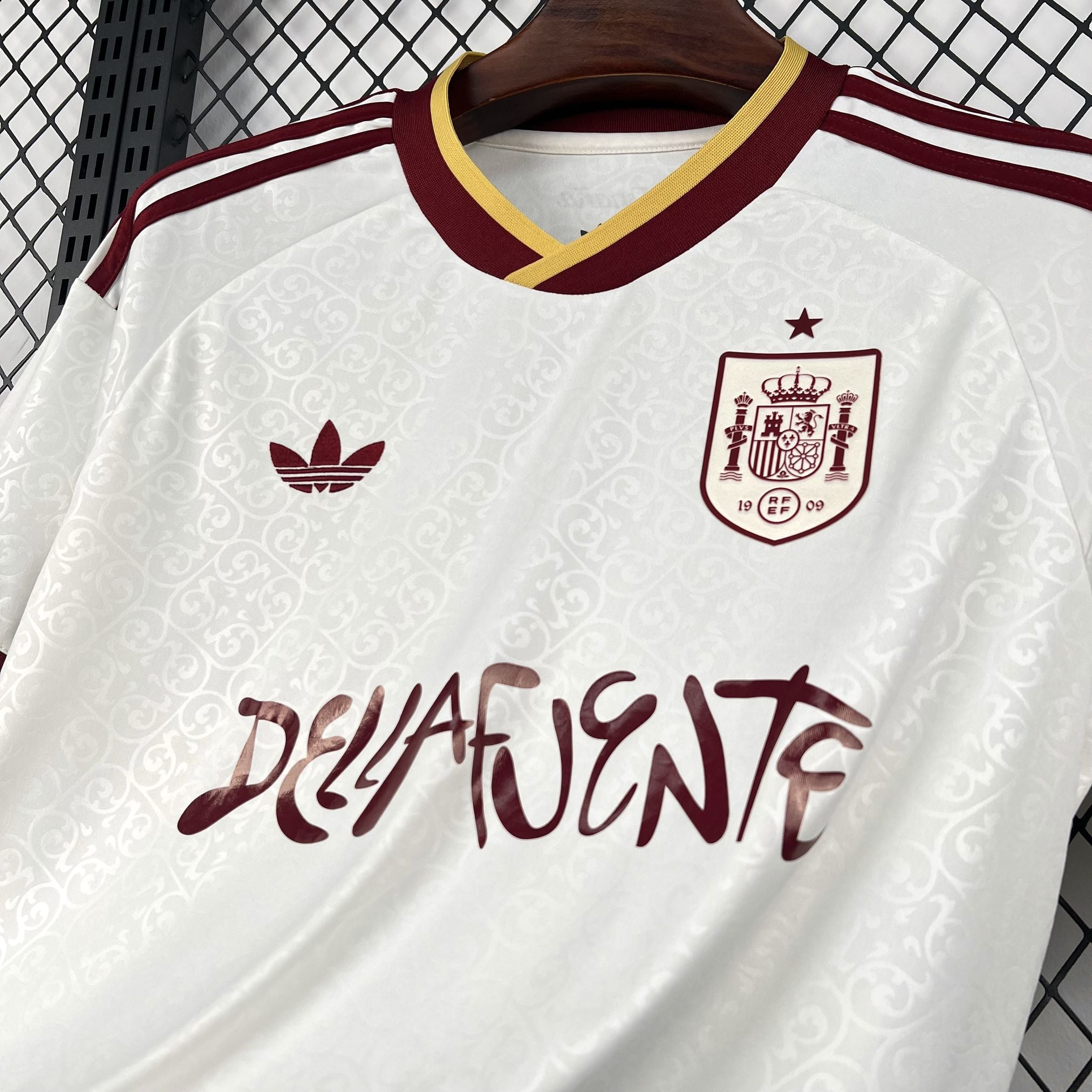 Spain x Dellafuente 2026 World Cup Away